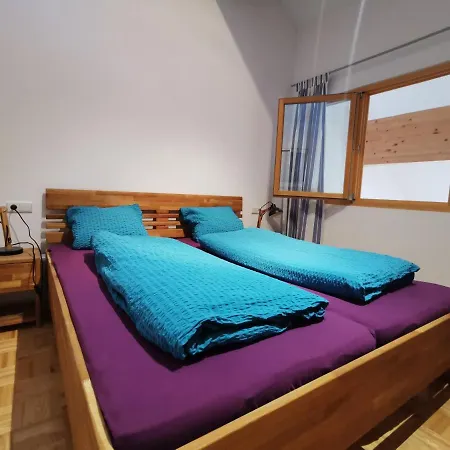 Bergfuehrer * Warth (Vorarlberg)