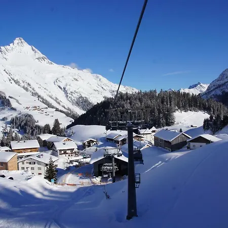 Bergfuehrer Warth (Vorarlberg)